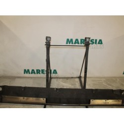 Lancia - Thesis - Zijskirt links