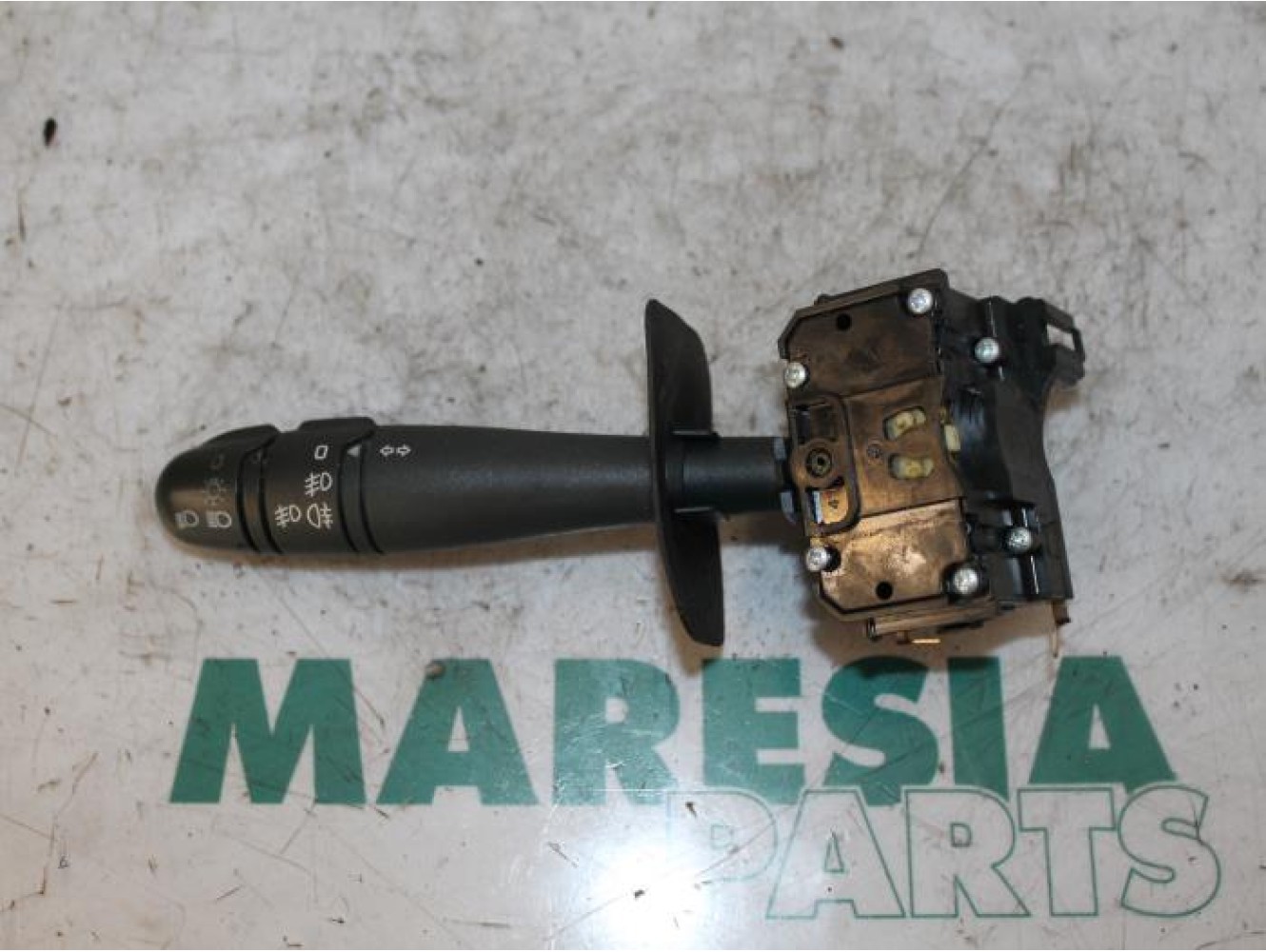 Renault - Megane Scenic - Indicator switch