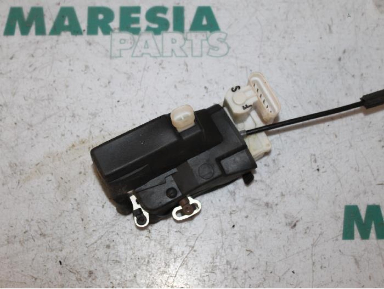Lancia - Thesis - Front door lock mechanism 4-door, right
