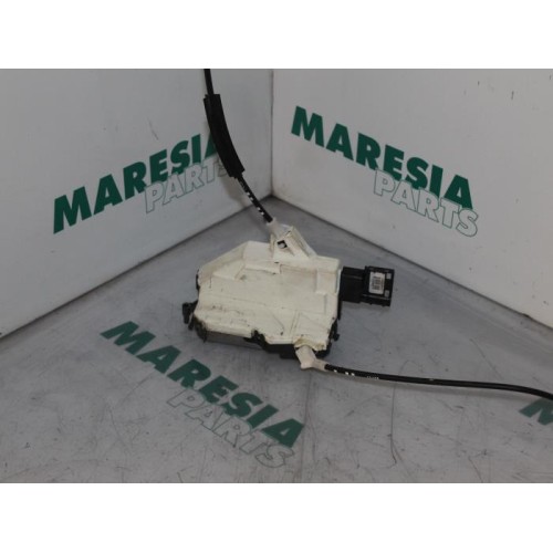 Citroen - C5 - Front door lock mechanism 4-door, right