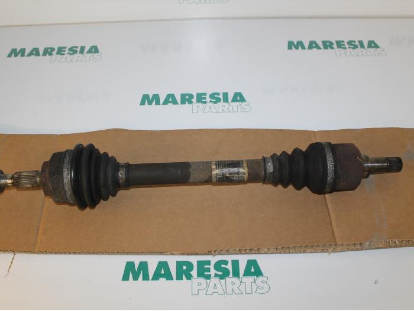 Citroen - C5 - Aandrijfas links-voor