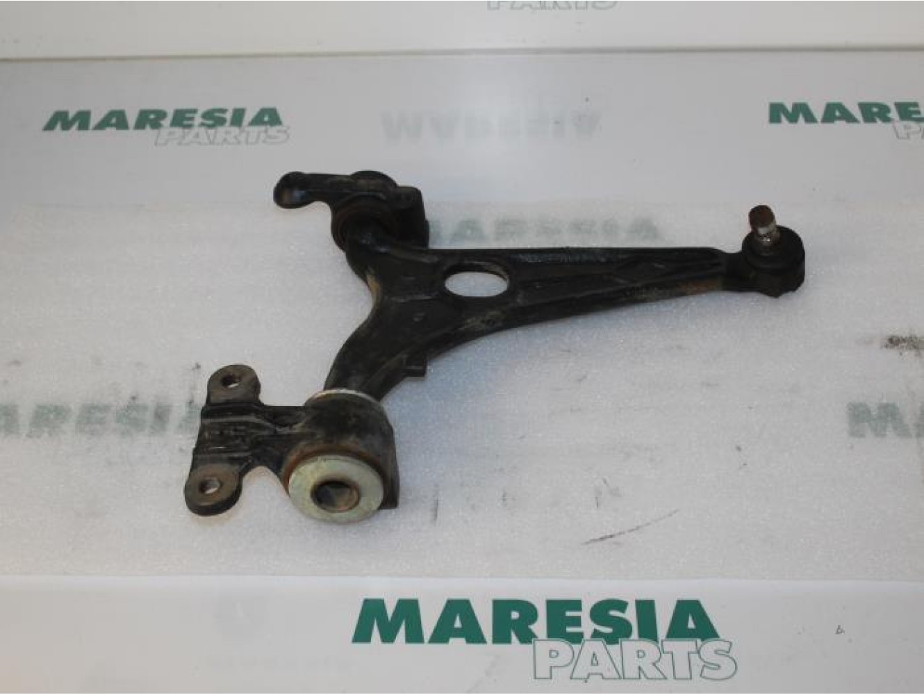 Fiat - Scudo - Front lower wishbone, right