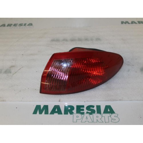 Alfa Romeo - 147 - Taillight, right
