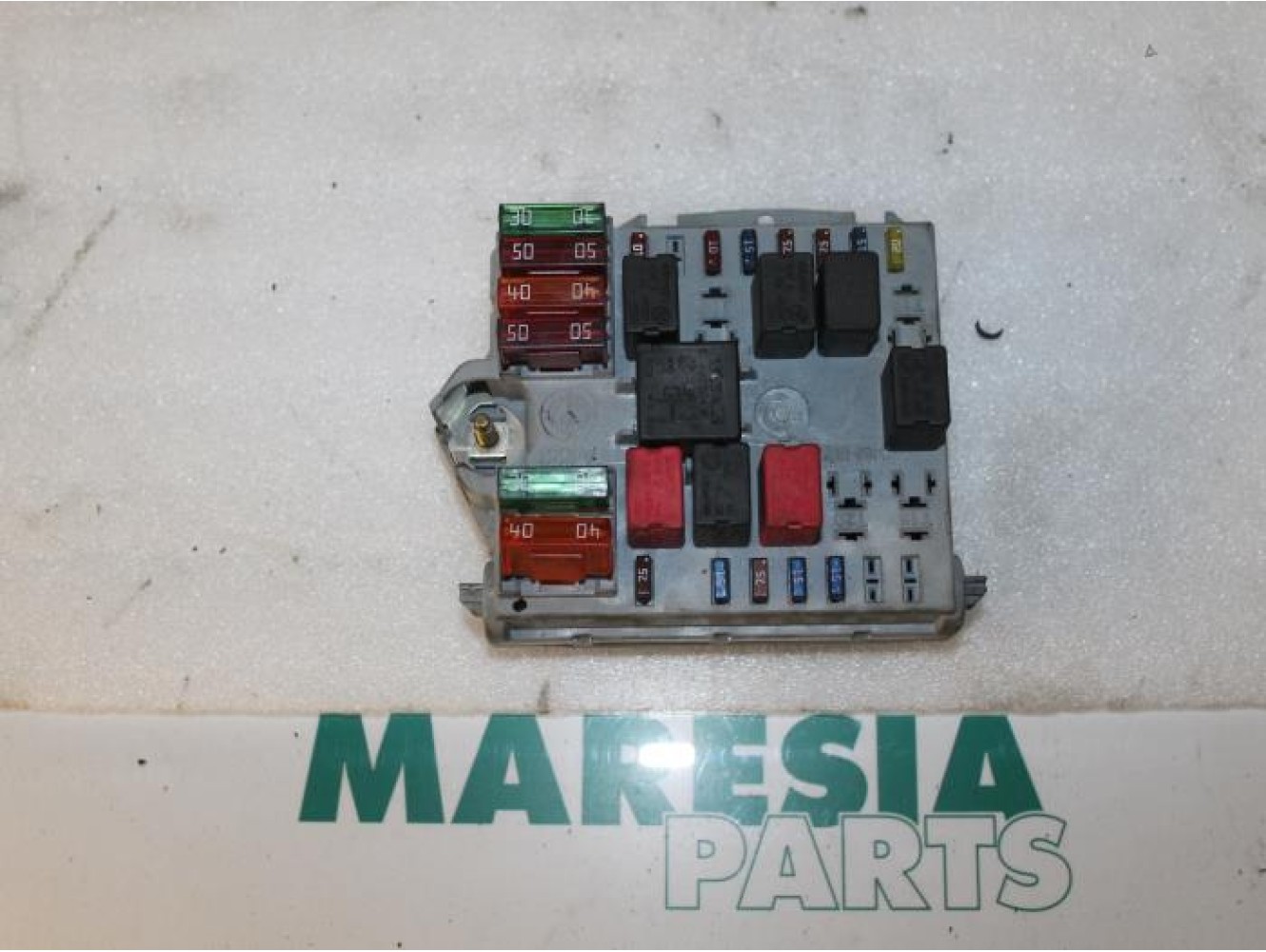 Alfa Romeo - 147 - Fuse box