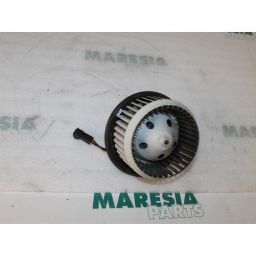Alfa Romeo - 147 - Heating and ventilation fan motor