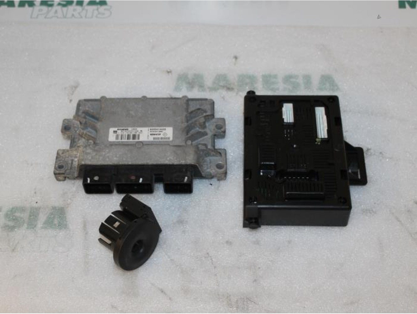 Renault - Modus - Engine management computer