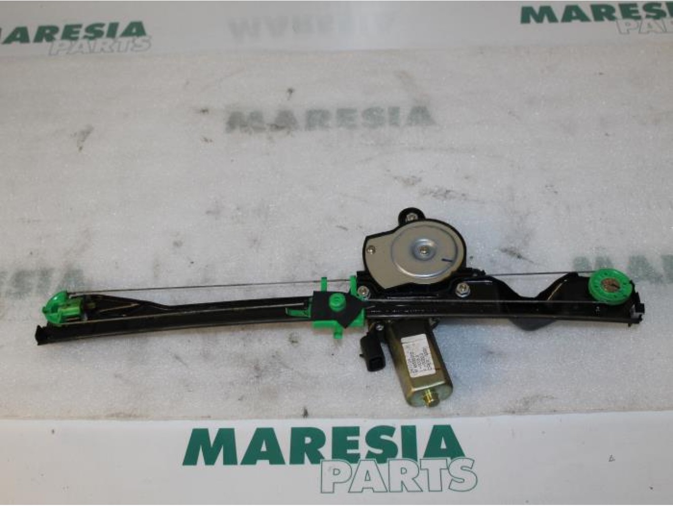 Fiat - Punto - Window mechanism 4-door, front left