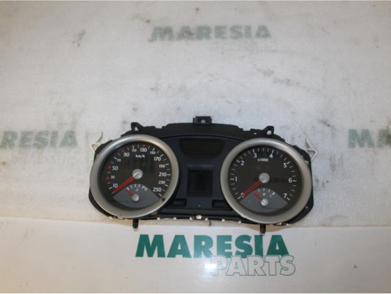 Renault - Megane - Instrument panel