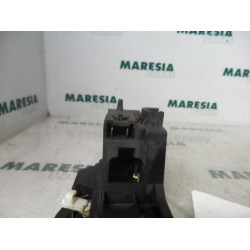Renault - Megane Scenic - Front door lock mechanism 4-door, right