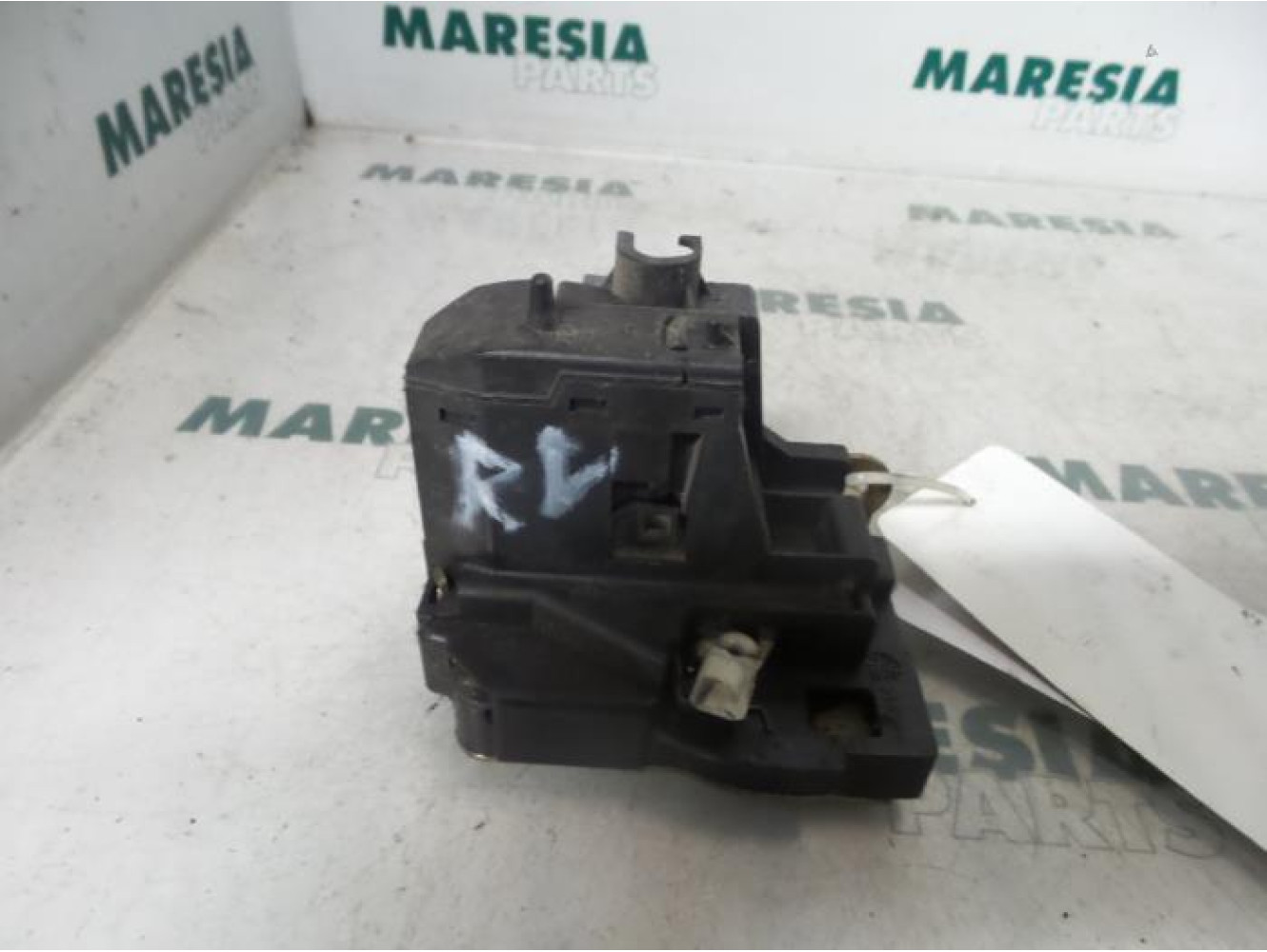 Renault - Megane Scenic - Front door lock mechanism 4-door, right