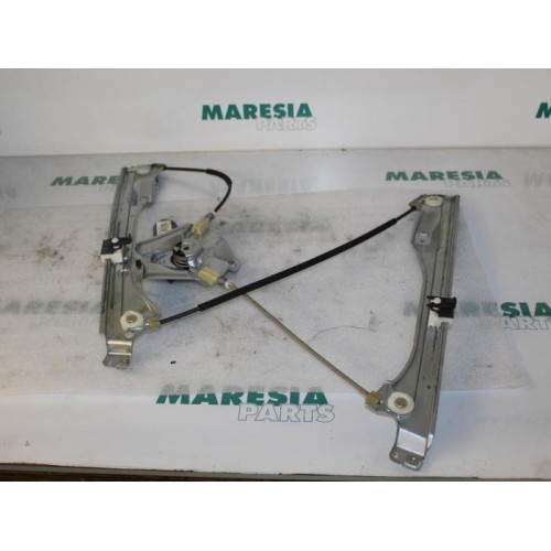 Renault - Clio - Window mechanism 4-door, front right