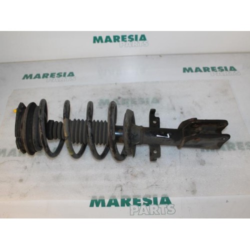 Renault - Espace - Front shock absorber rod, left