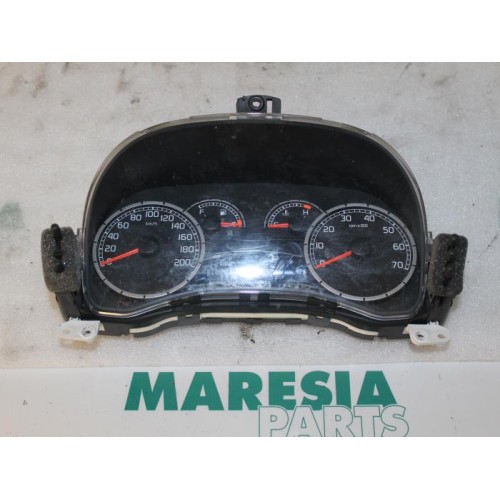 Fiat - Doblo - Instrument panel