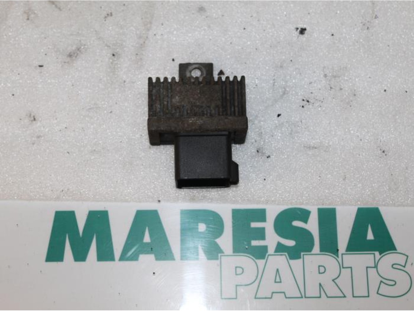 Renault - Espace - Glow plug relay