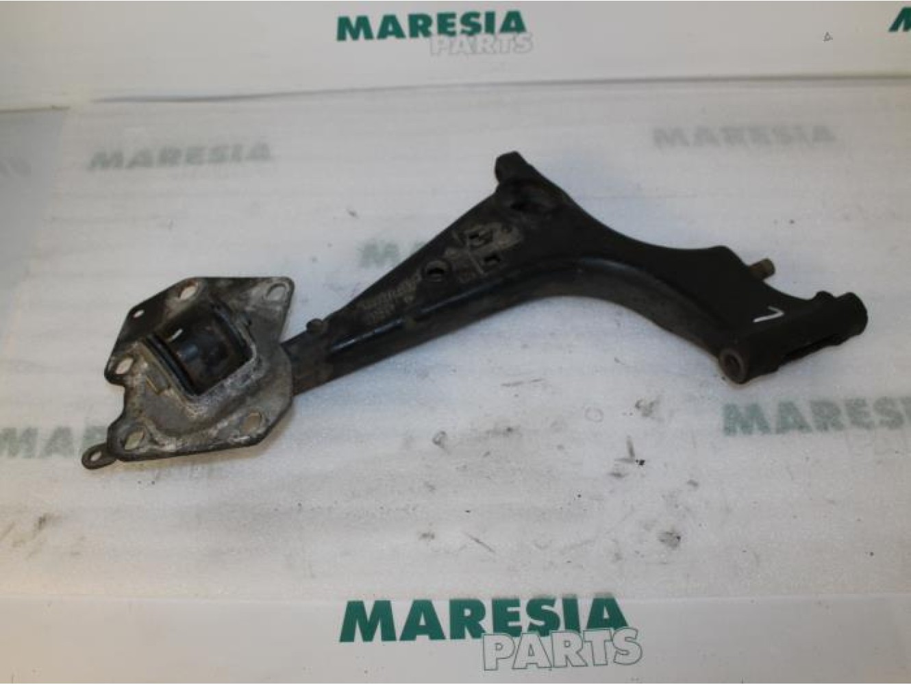 Renault - Vel Satis - Querlenker links hinten