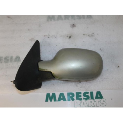 Renault - Megane - Wing mirror, left