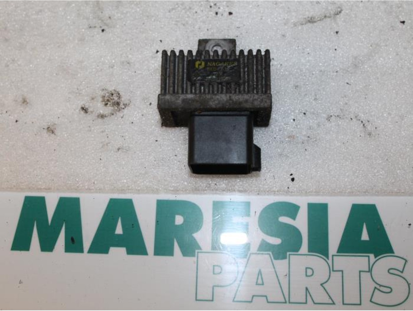 Renault - Clio - Glow plug relay
