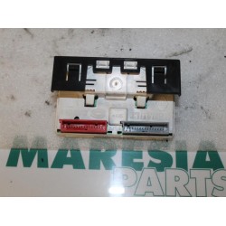 Renault - Clio - Display Interieur