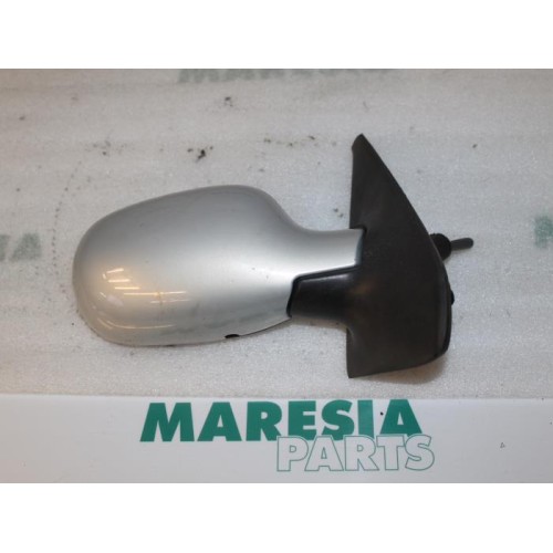 Renault - Clio - Wing mirror, right