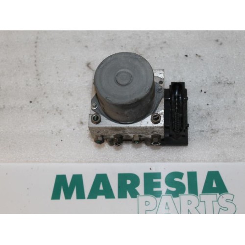 Renault - Megane - ABS pump