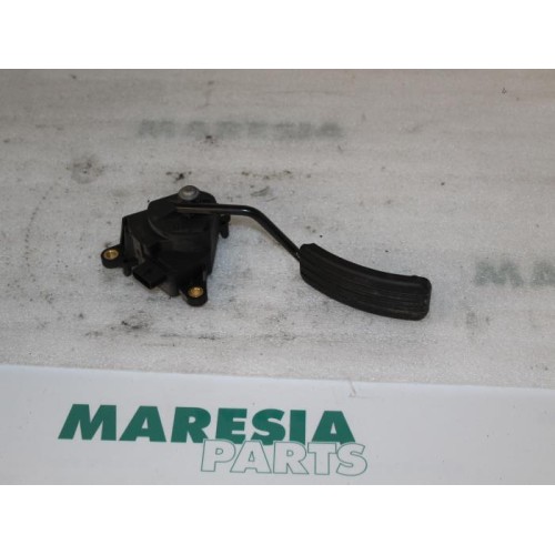 Renault - Megane Scenic - Gaspedaalpositie Sensor