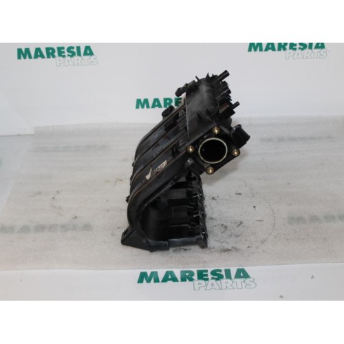 Renault - Modus - Intake manifold