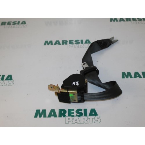 Renault - Megane - Front seatbelt, right