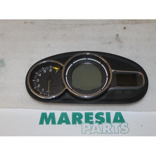 Renault - Megane - Instrumentenbrett
