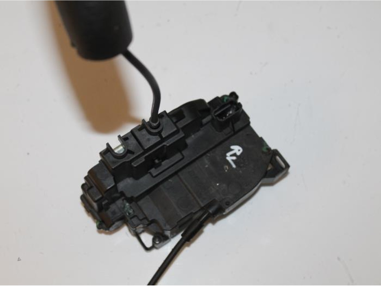 Renault - Megane - Front door lock mechanism 4-door, right