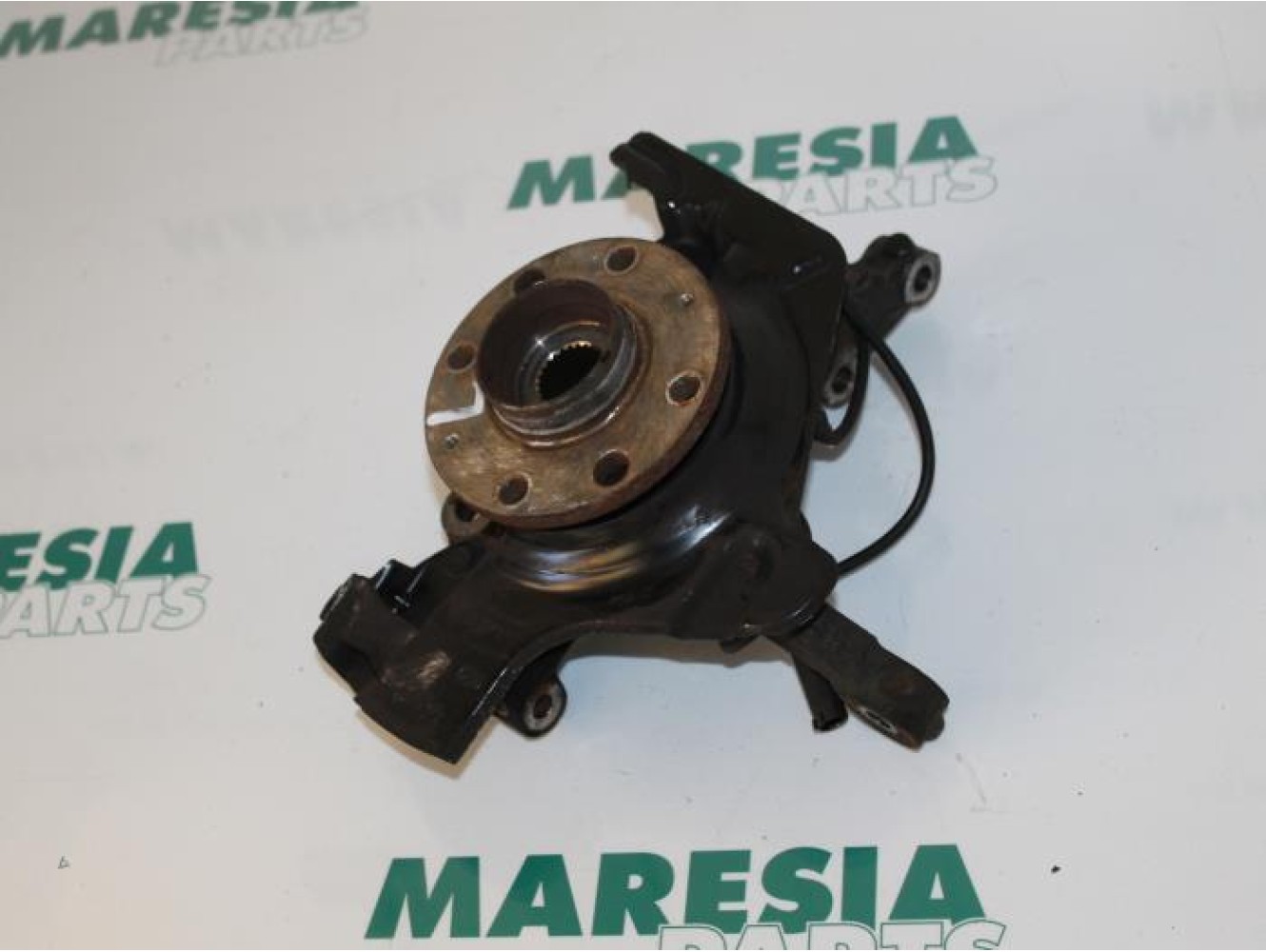 Fiat - Punto - Fusee links-voor