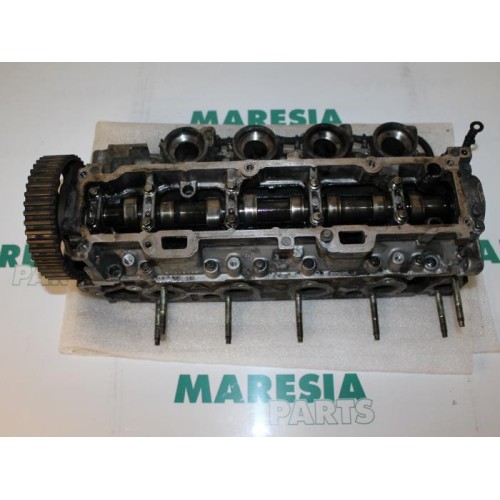 Peugeot - 307 - Cylinder head