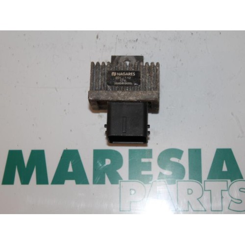 Renault - Megane Scenic - Glow plug relay