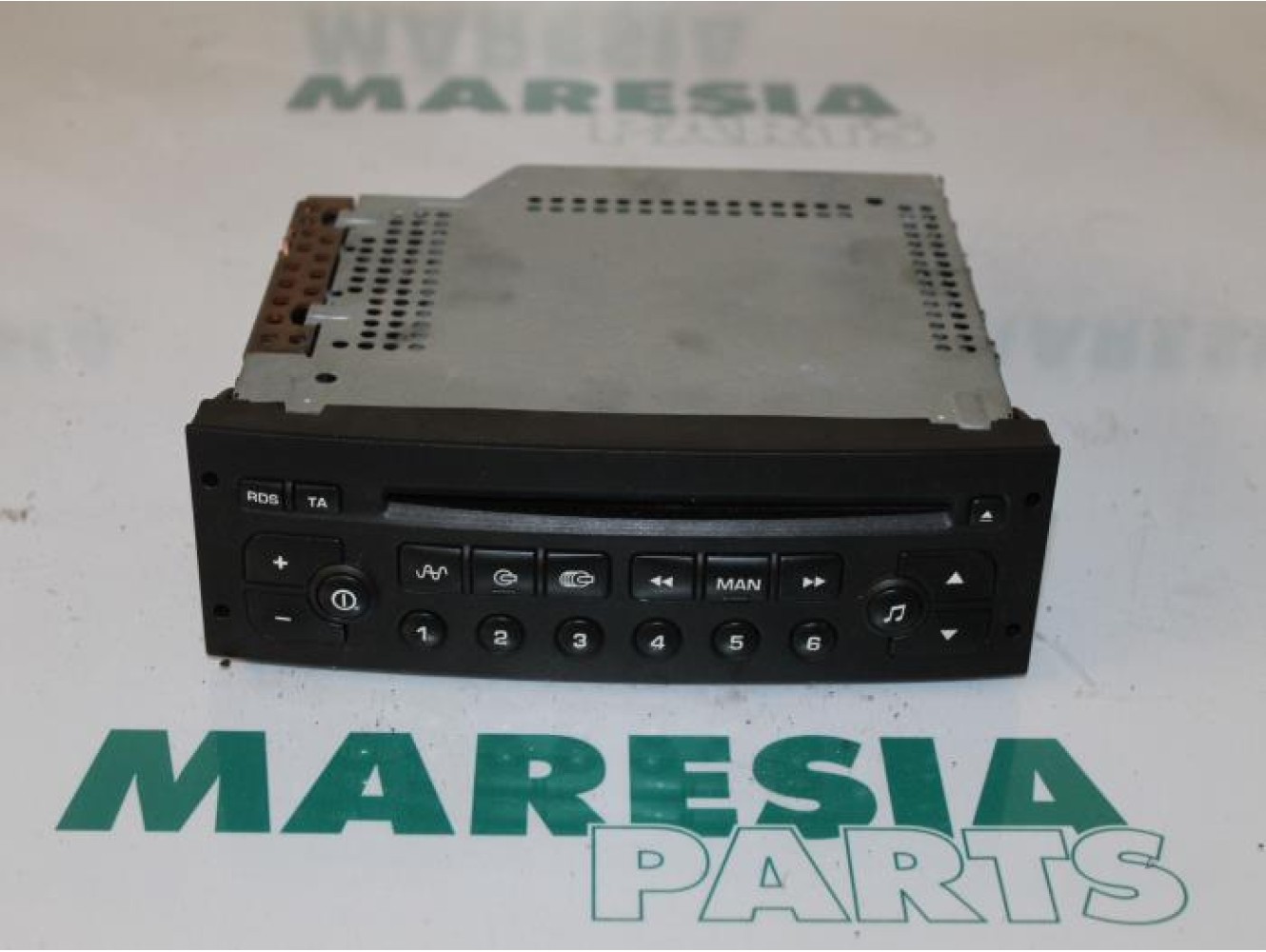 Peugeot - 206 - Radio CD player