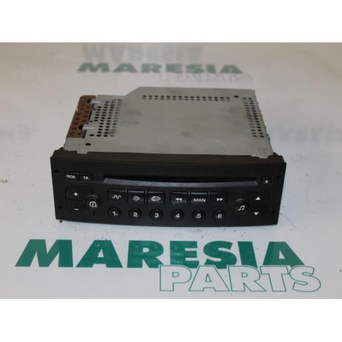 Peugeot - 206 - Radio CD player