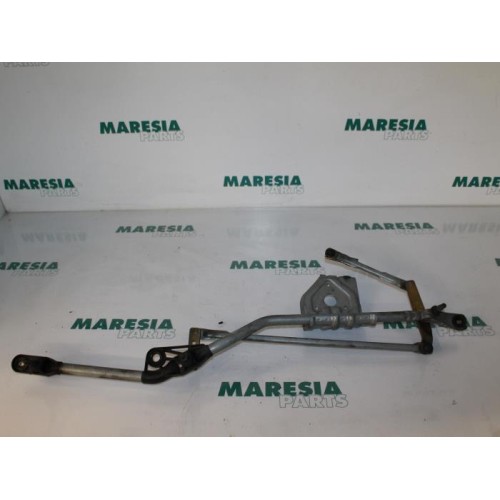 Renault - Megane Scenic - Wiper mechanism