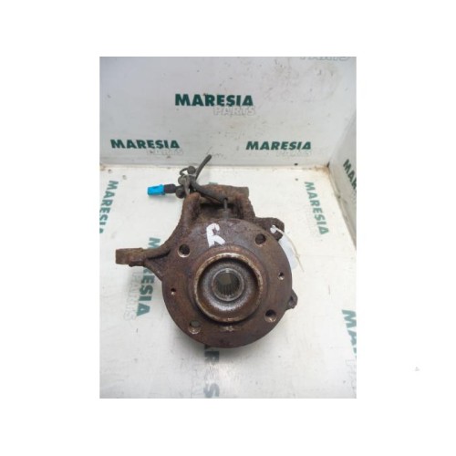 Citroen - Pluriel - Knuckle, front right