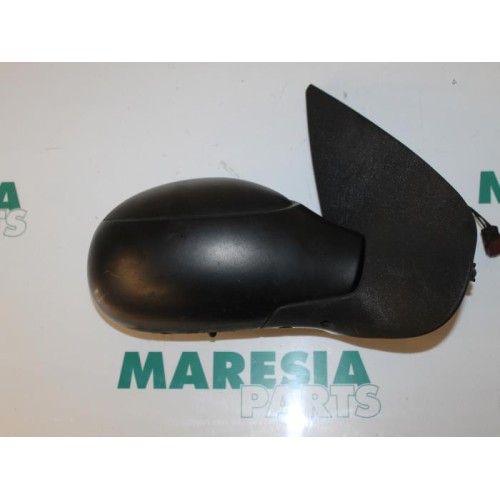 Peugeot - 206 - Wing mirror, right