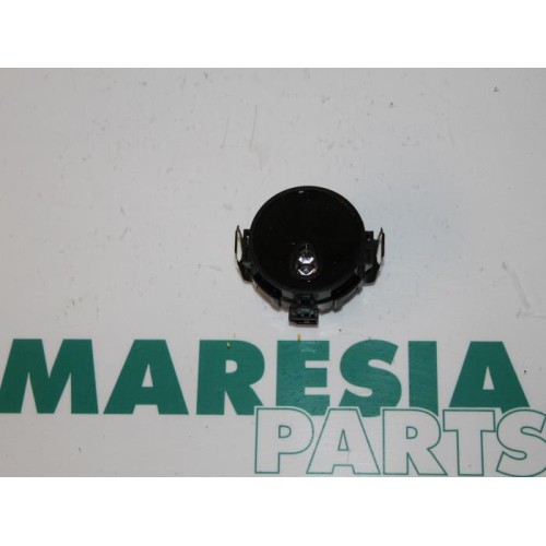 Renault - Megane Scenic - Rain sensor