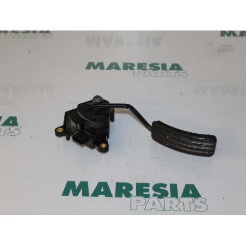 Renault - Megane Scenic - Throttle pedal position sensor