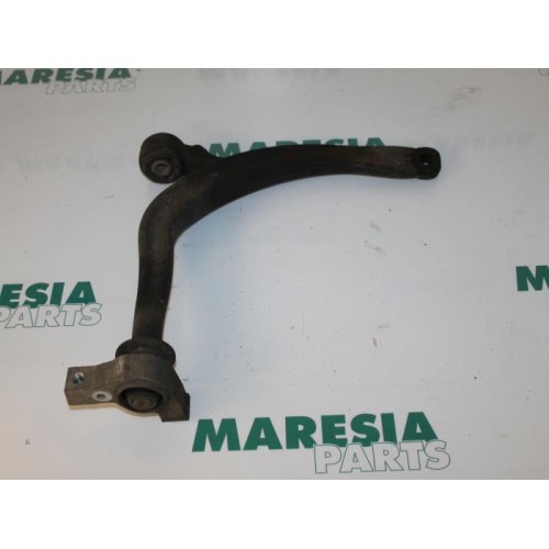 Citroen - C5 - Front lower wishbone, right