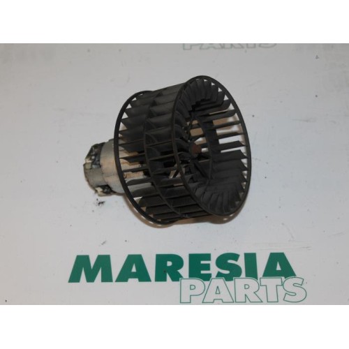 Renault - Kangoo - Heating and ventilation fan motor