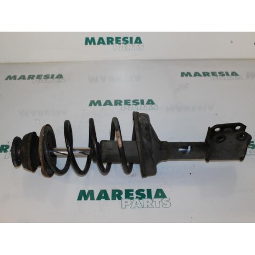 Renault - Kangoo - Front shock absorber rod, left