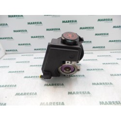 Peugeot - 206 - Power steering pump