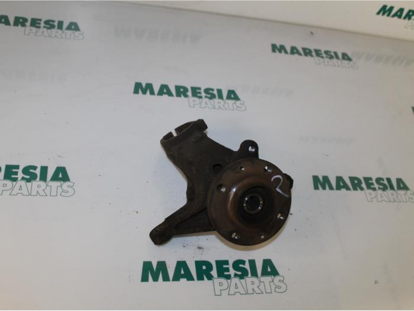 Peugeot - 206 - Knuckle, front right