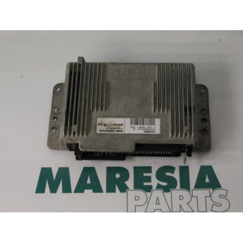 Renault - Megane - Engine management computer