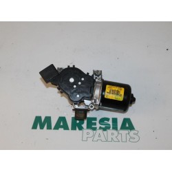Renault - Megane - Front wiper motor