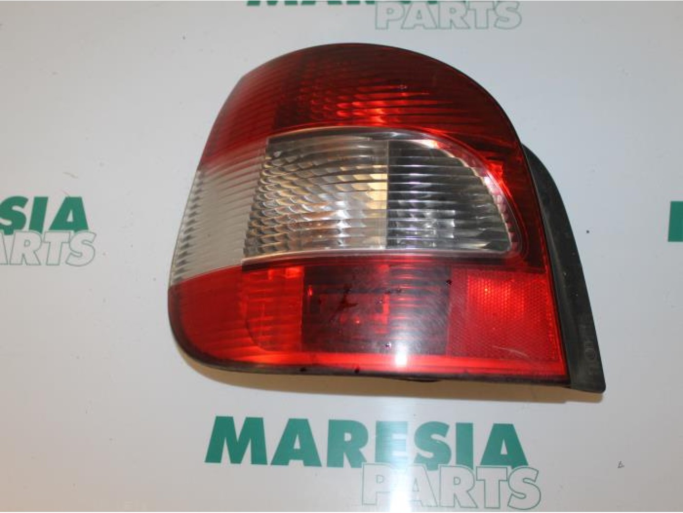 Renault - Megane Scenic - Rücklicht links