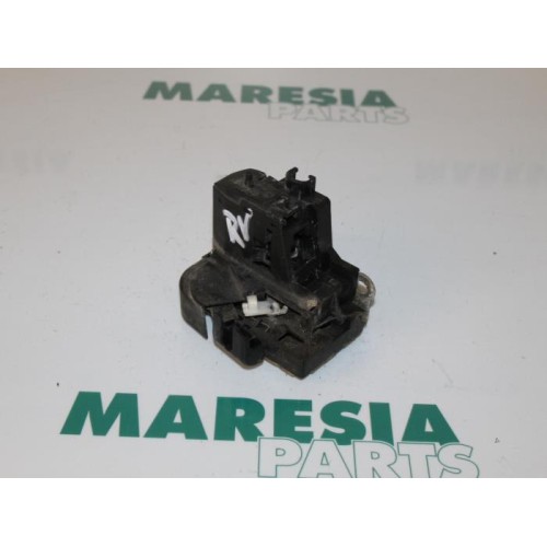Renault - Megane Scenic - Front door lock mechanism 4-door, right