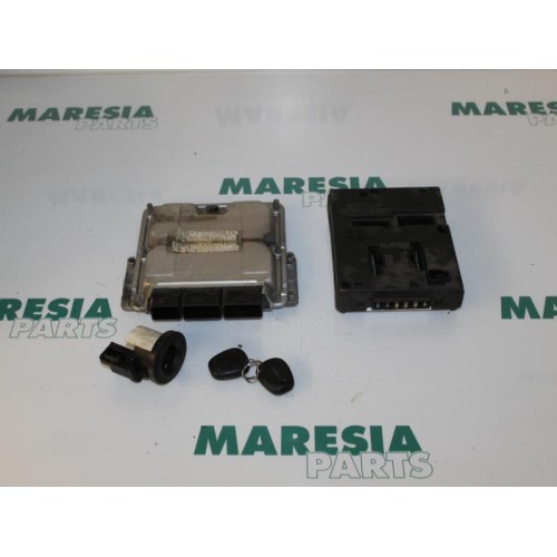 Renault - Megane Scenic - Engine management computer