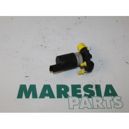 Citroen - C4 Picasso - Windscreen washer pump